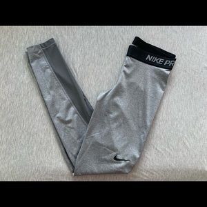 Nike Pro Dri-fit leggings in grey | Small